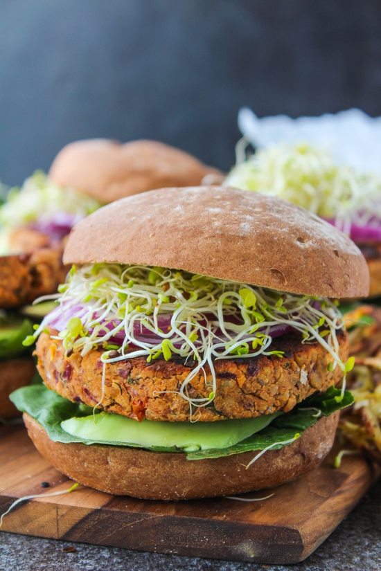 Sundried-Tomato-Chickpea-Burger-2